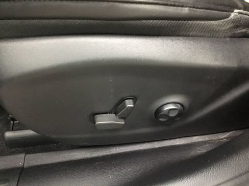 Used 2021 Jeep Cherokee Trailhawk w/ Sun & Sound Group AWD/4WD image 8
