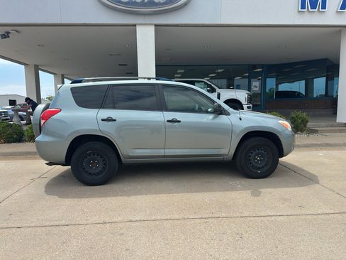 Used 2007 Toyota RAV4 2WD image 7