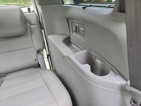 Used 2013 Honda Odyssey Touring image 32