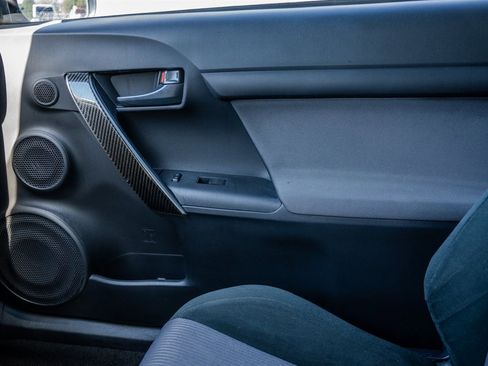 Used 2014 Scion tC image 23