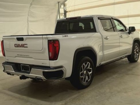 Used 2024 GMC Sierra 1500 SLT w/ SLT Premium Plus Package AWD/4WD image 4