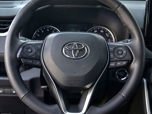 Certified 2021 Toyota RAV4 XLE w/ Convenience Package image 17