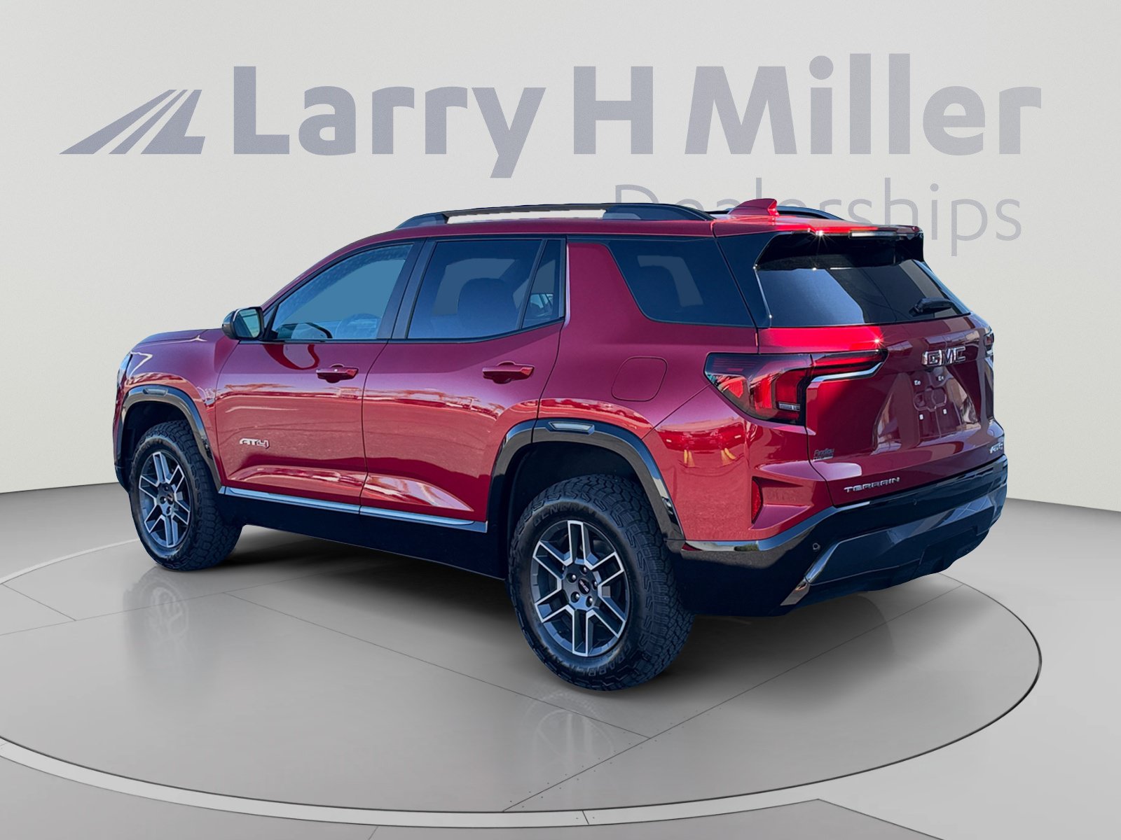 Used 2026 GMC Terrain AT4 w/ Convenience Package III AWD/4WD image 3