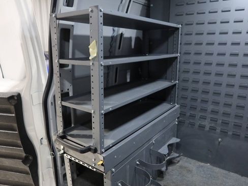 Used 2021 Chevrolet Express 2500 RWD image 17