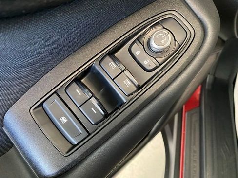 Used 2023 Subaru Forester Limited AWD/4WD image 12
