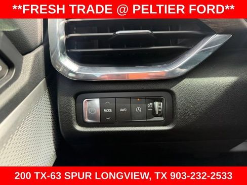 Used 2026 GMC Acadia Denali Ultimate w/ LPO, Floor Liner Package AWD/4WD image 21