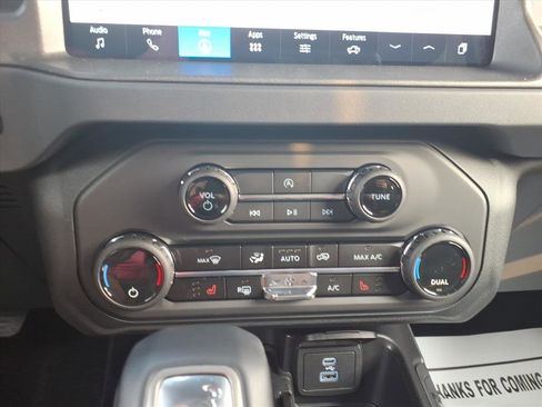 New 2025 Ford Bronco Big Bend image 18