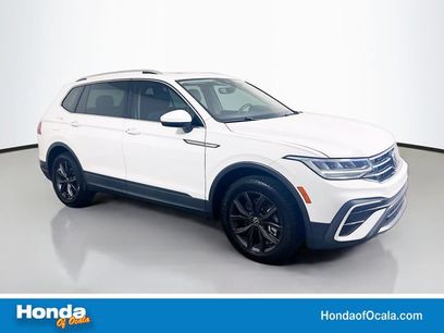 Used 2022 Volkswagen Tiguan SE w/ Panoramic Sunroof Package