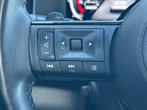 Certified 2024 Nissan Pathfinder Platinum w/ Cargo Package FWD image 37