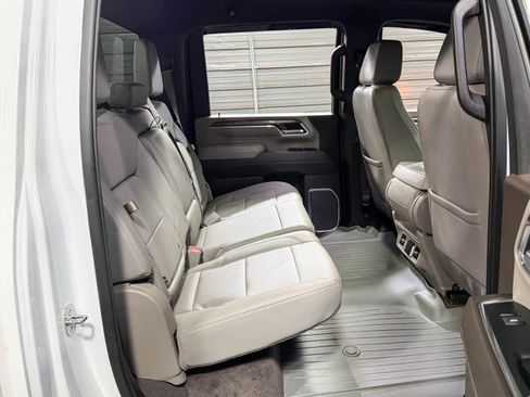 Used 2024 Chevrolet Silverado 3500 LTZ image 23