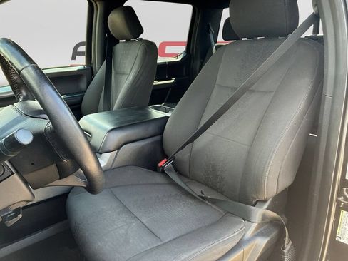 Used 2018 Ford F150 XLT w/ Equipment Group 302A Luxury AWD/4WD image 11