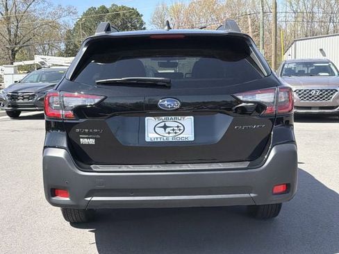 Used 2025 Subaru Outback Onyx Edition w/ Popular Package #2 image 4