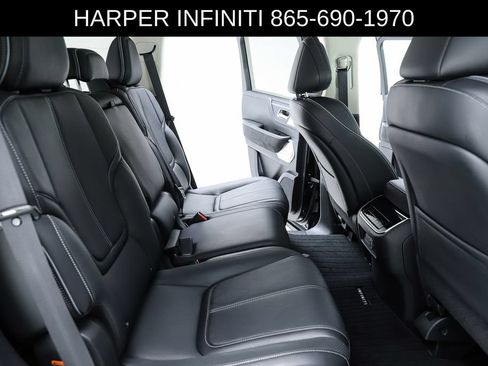Used 2025 INFINITI QX80 Sensory AWD/4WD image 39