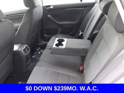 Used 2013 Volkswagen Jetta S image 22