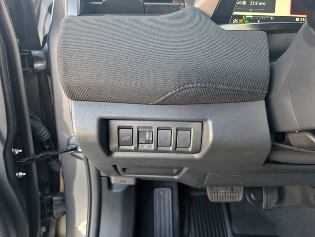 Certified 2026 Subaru Outback Limited XT AWD/4WD image 11