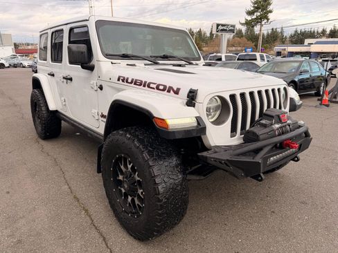 Used 2018 Jeep Wrangler Unlimited Rubicon AWD/4WD image 3