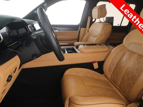 Used 2023 Jeep Grand Wagoneer Series III w/ Rear Seat Video Group 1 image 17