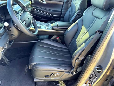Used 2024 Genesis GV80 2.5T image 12