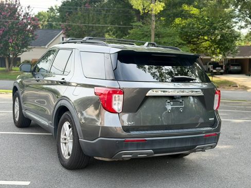 Used 2020 Ford Explorer XLT w/ Equipment Group 202A RWD image 4