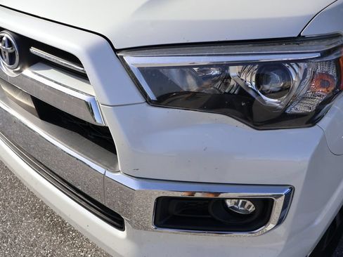 Used 2021 Toyota 4Runner Limited RWD image 3
