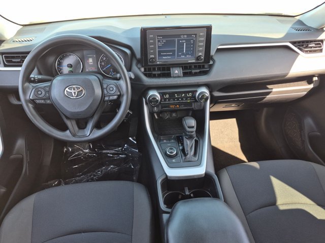 Used 2022 Toyota RAV4 LE AWD/4WD image 22