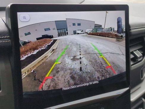 Used 2023 Ford Expedition Max XLT image 28