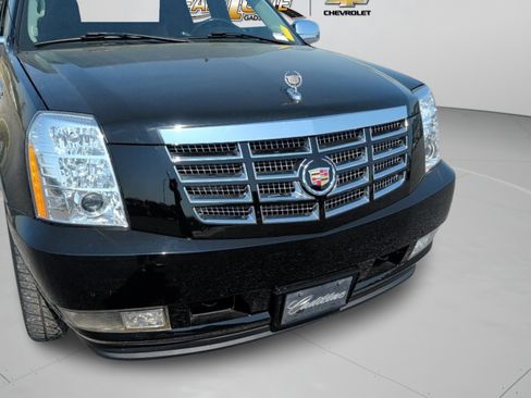 Used 2008 Cadillac Escalade EXT AWD/4WD image 12