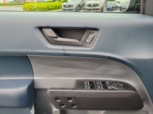 Used 2024 Ford Maverick XLT w/ XLT Luxury Package FWD image 17