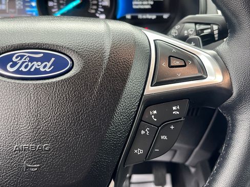 Certified 2023 Ford Edge SEL w/ Convenience Package AWD/4WD image 15