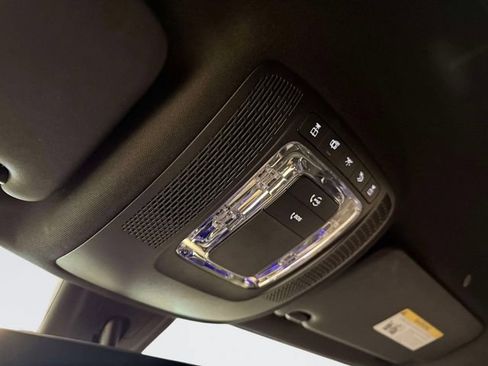 Certified 2022 Mercedes-Benz GLB 250 4MATIC image 31