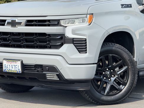 Certified 2025 Chevrolet Silverado 1500 RST AWD/4WD image 3
