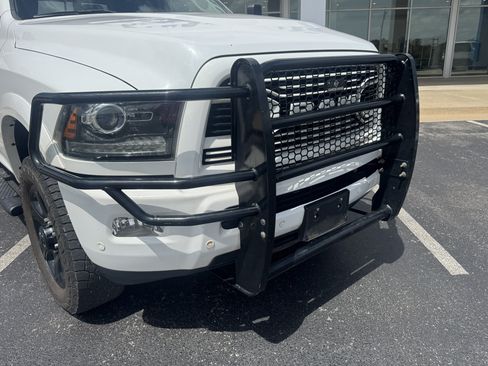 Used 2018 RAM 2500 Laramie w/ Sport Appearance Group AWD/4WD image 8