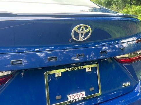 Used 2025 Toyota Camry SE w/ Multimedia Upgrade Package AWD/4WD image 12