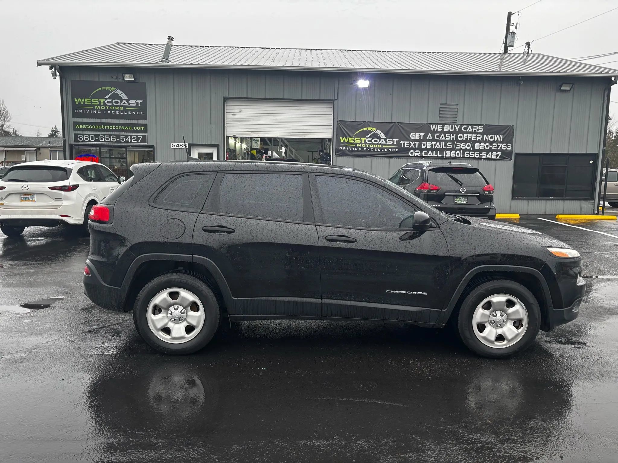 Used 2017 Jeep Cherokee Sport AWD/4WD image 7