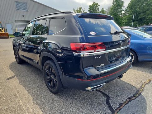 Used 2023 Volkswagen Atlas SE w/ Panoramic Sunroof Package AWD/4WD image 2