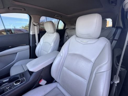 Used 2019 Cadillac XT4 Premium Luxury w/ Enhanced Visibility Package image 12