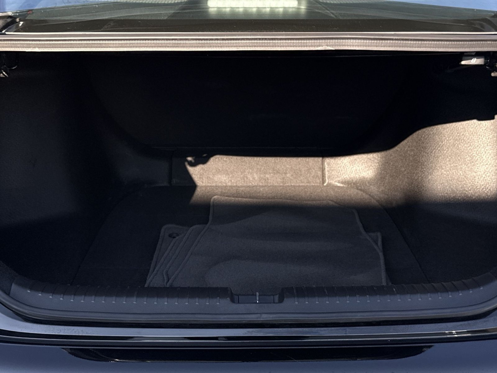 Used 2026 Honda Accord LX image 25
