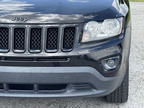 Used 2015 Jeep Compass Sport w/ Power Value Group FWD image 9