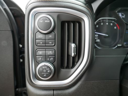 Used 2021 GMC Sierra 1500 AT4 w/ AT4 Value Package AWD/4WD image 26