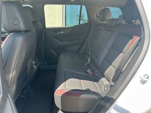 New 2026 Chevrolet Equinox RS w/ Convenience Package III AWD/4WD image 11