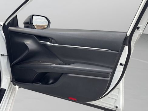 Used 2024 Toyota Camry LE image 38