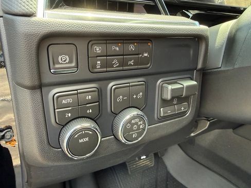 New 2026 Chevrolet Tahoe RST w/ Sun And Tow Package AWD/4WD image 16
