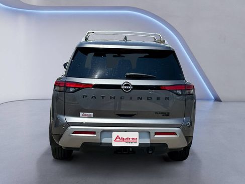 Used 2024 Nissan Pathfinder Platinum AWD/4WD image 4