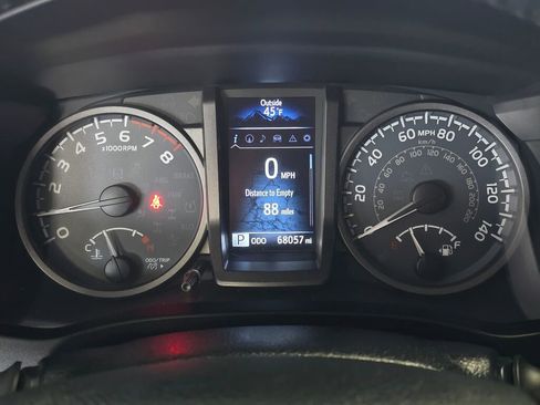 Used 2019 Toyota Tacoma TRD Off-Road image 25