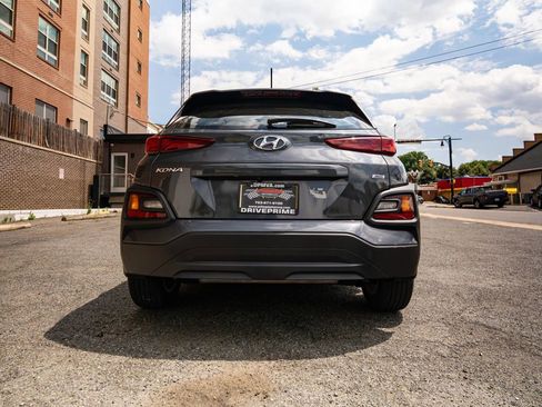 Used 2021 Hyundai Kona SE AWD/4WD image 4