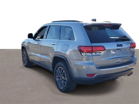 Used 2020 Jeep Grand Cherokee Limited w/ Luxury Group II image 3