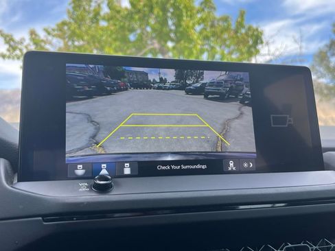 Used 2024 Honda Accord Sport image 32