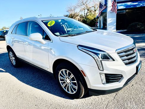Used 2017 Cadillac XT5 Luxury image 7