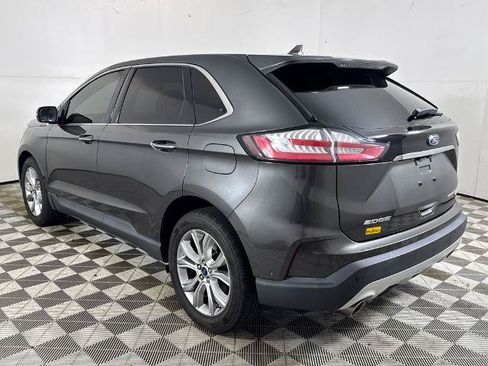 Certified 2019 Ford Edge Titanium w/ Equipment Group 301A FWD image 3
