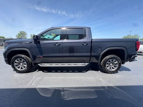 Used 2024 GMC Sierra 1500 AT4 AWD/4WD image 12